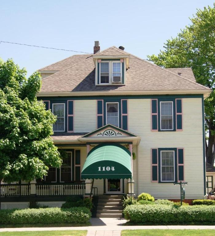 وندسور Ye Olde Walkerville Bed & Breakfast المظهر الخارجي الصورة