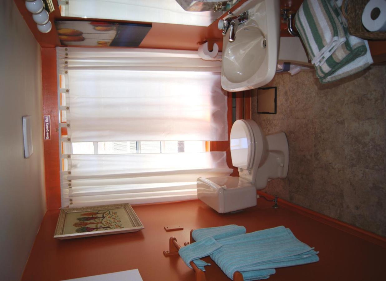 وندسور Ye Olde Walkerville Bed & Breakfast المظهر الخارجي الصورة