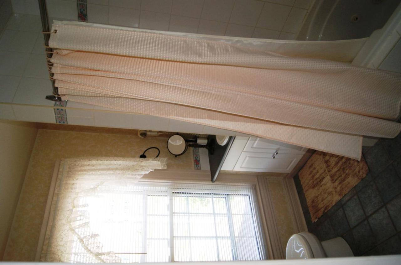 وندسور Ye Olde Walkerville Bed & Breakfast المظهر الخارجي الصورة
