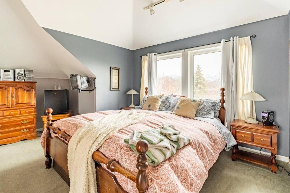 وندسور Ye Olde Walkerville Bed & Breakfast المظهر الخارجي الصورة