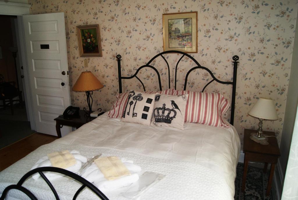 وندسور Ye Olde Walkerville Bed & Breakfast المظهر الخارجي الصورة